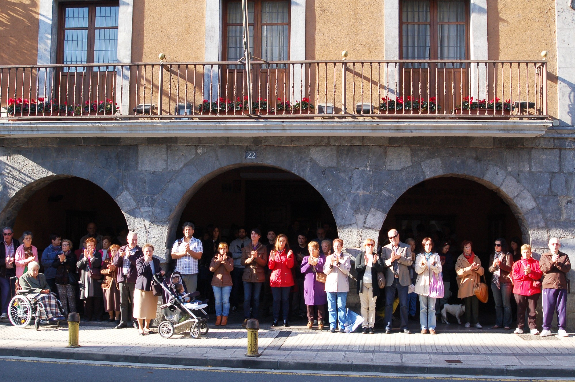 Concentración ante el Ayuntamiento