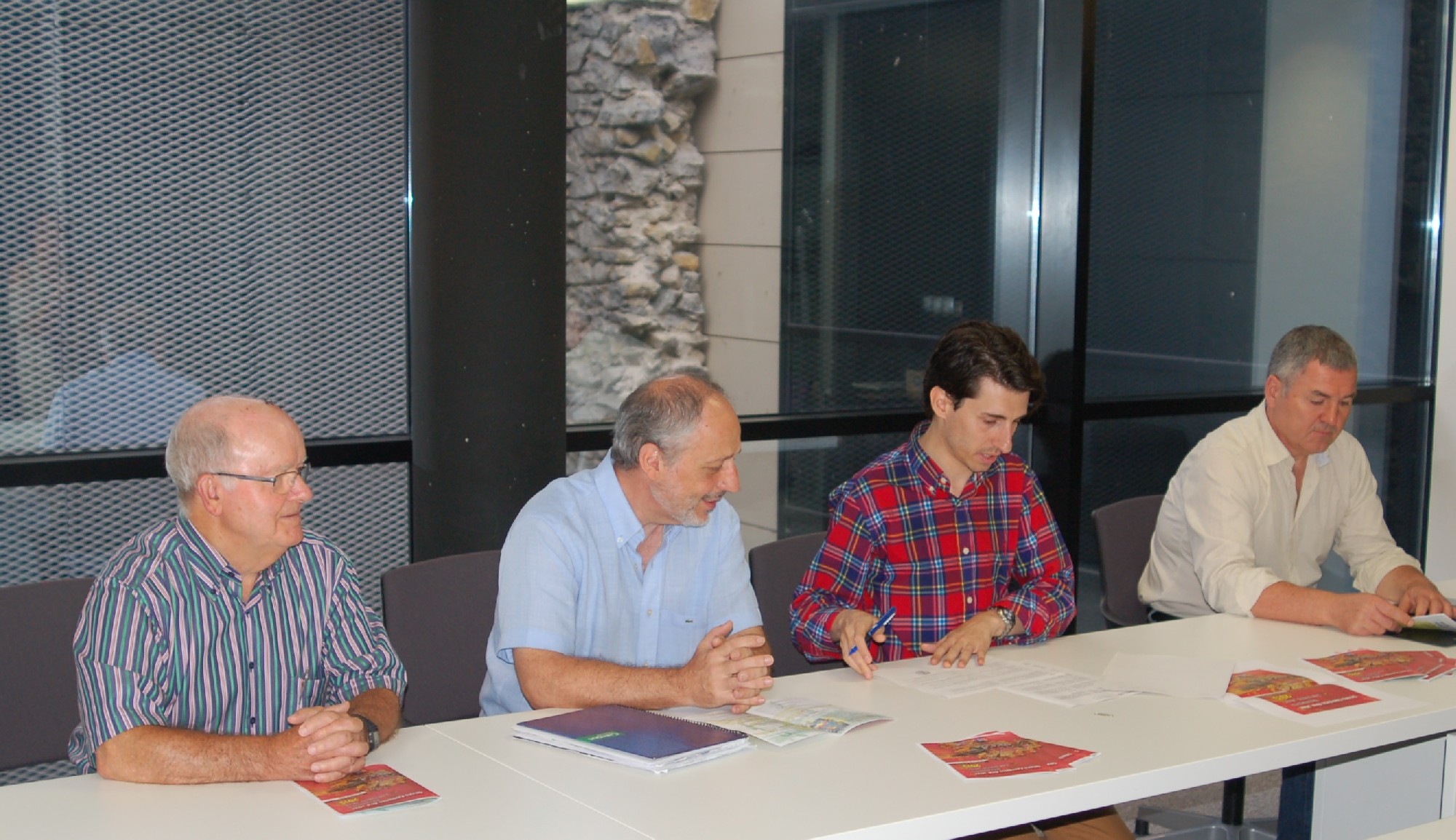 Momento de la firma del convenio