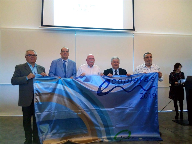 Miguel Angel Díez recoge la bandera Ecoplayas